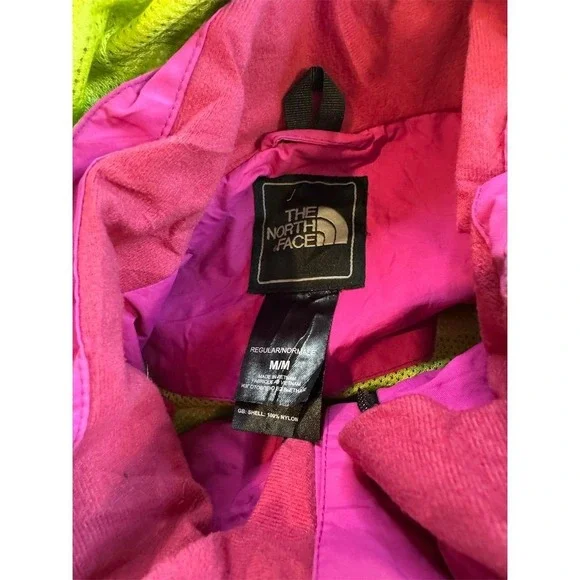The North Face Women's Pink Hooded Rain Jacket Size M Gore-Tex Pro Shell - Picture 9 of 10